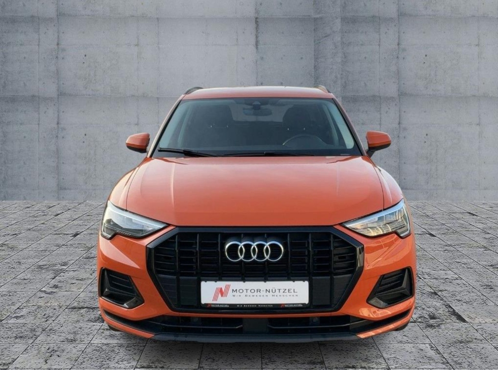 Audi Q3 2023 - view 1