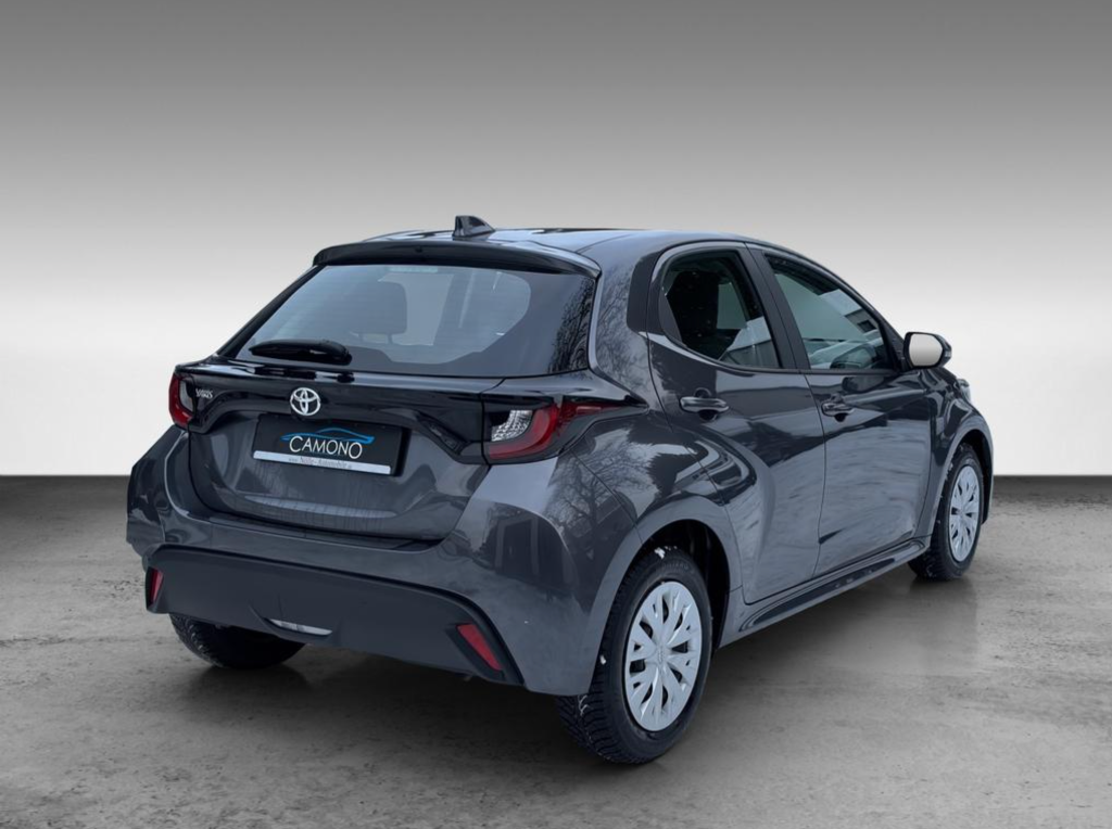 Toyota Yaris 2023 - view 1